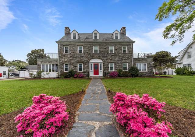 Property at 245 Riverside Dr, Portsmouth, VA 23707, 5 beds, 3.5 baths