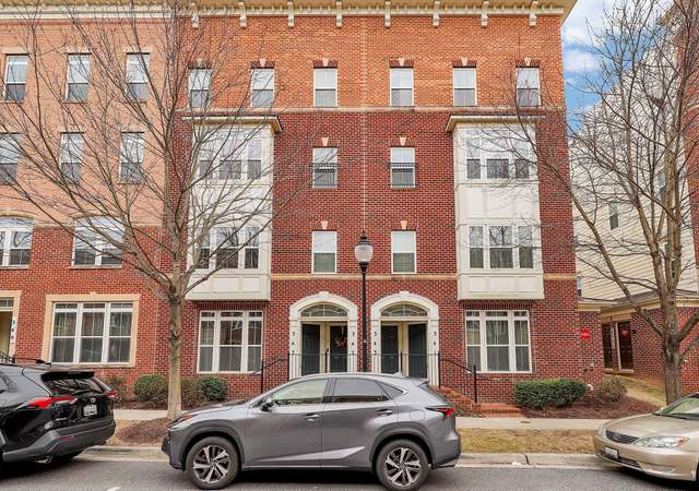 Property at 343 Community Center Ave, Gaithersburg, MD 20878, 3 beds, 2.5 baths