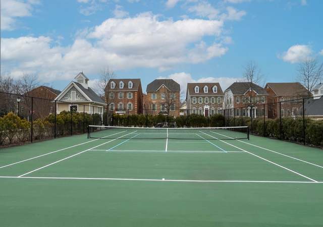Photo of 343 Community Center Ave, Gaithersburg, MD 20878