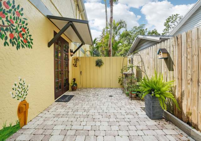 Photo of 515 Orange St, Palm Harbor, FL 34683