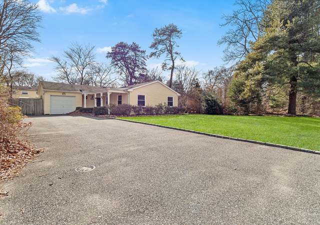 Property at 50 Ranch Dr, Shirley, NY 11967, 3 beds, 1 bath