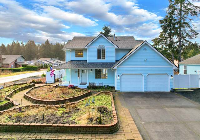 Property at 141 E Westwood Dr, Shelton, WA 98584, 3 beds, 2.5 baths