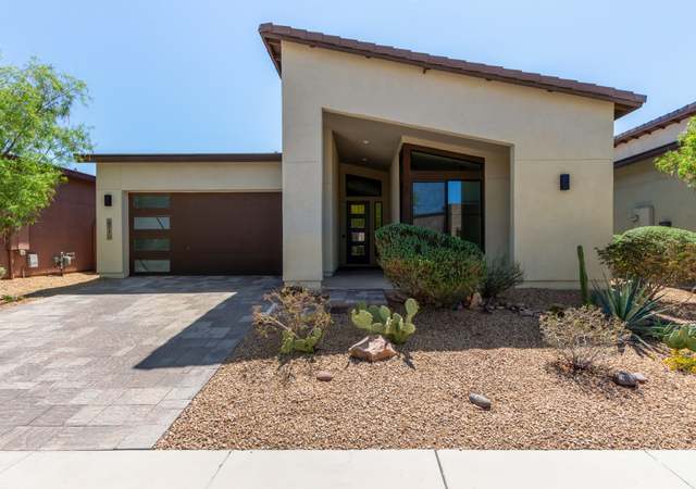 Property at 917 E LA Mirada Dr, Phoenix, AZ 85042, 3 beds, 3 baths