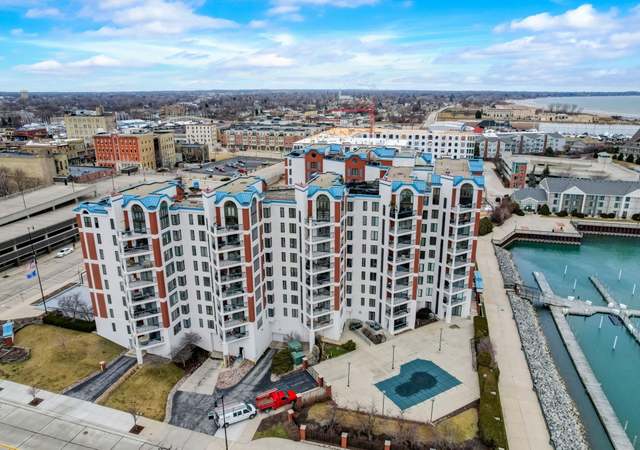Property at 333 Lake Ave #805, Racine, WI 53403, 3 beds, 3.5 baths