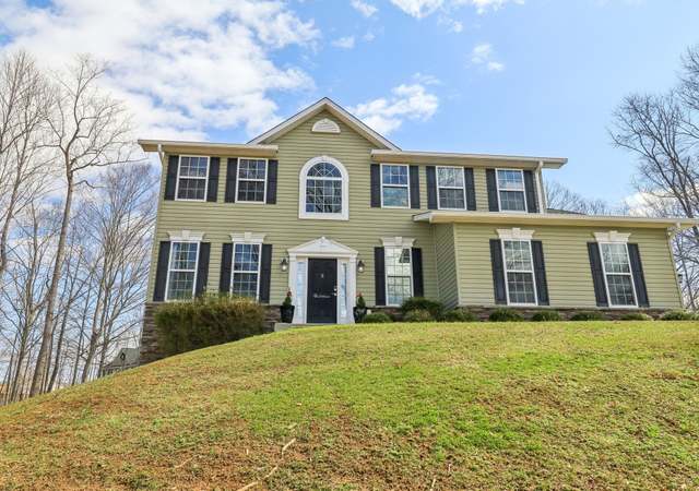 Property at 4420 Grouse Pointe Dr, Stafford, VA 22556, 4 beds, 3.5 baths