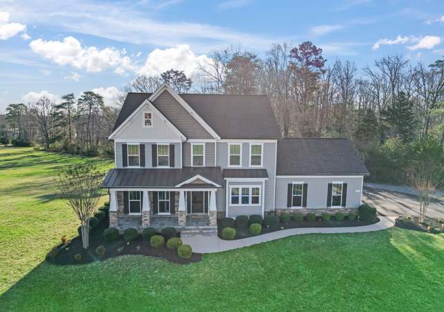 Photo of 17 Dahlia Ln, Fredericksburg, VA 22406