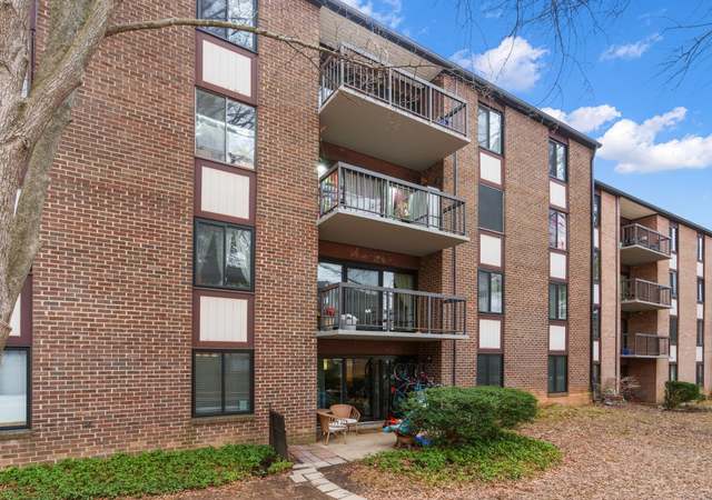 Property at 9708 Kingsbridge Dr #2, Fairfax, VA 22031, 2 beds, 2 baths