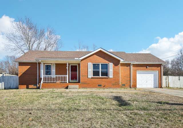 Property at 1204 Hand Dr, Clarksville, TN 37042, 3 beds, 2 baths