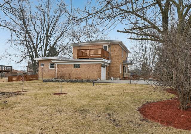 Photo of 30W251 Whitney Rd, West Chicago, IL 60185
