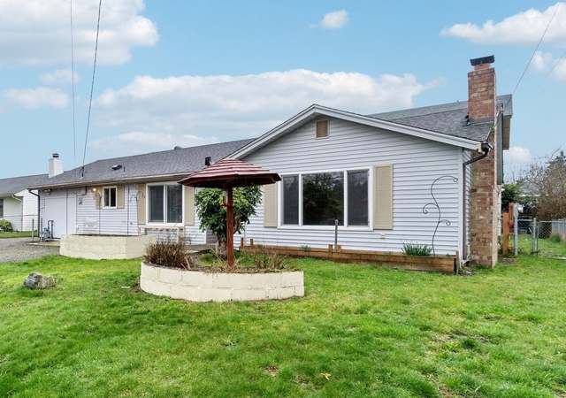 Property at 24515 16th Ave S, Des Moines, WA 98198, 3 beds, 2 baths