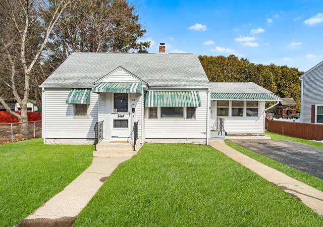 Photo of 28 Millbury Ave, Millbury, MA 01527