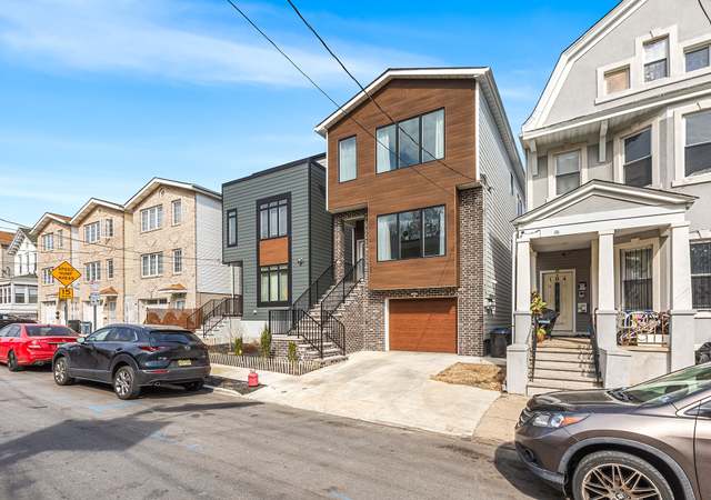 Property at 106 OAK St #1, Jersey City, NJ 07304, 3 beds, 2.5 baths