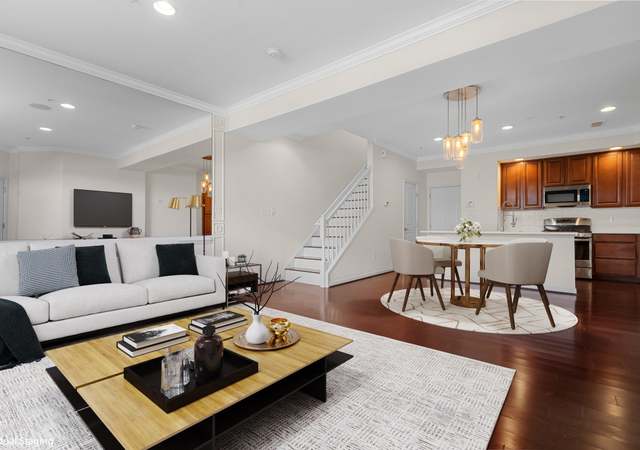 Property at 21552 Romans Dr, Ashburn, VA 20147, 3 beds, 2.5 baths