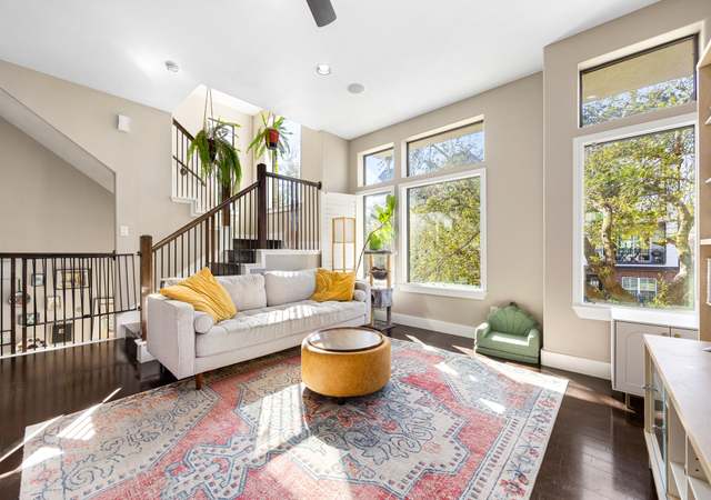 Property at 1404 Spring St, Houston, TX 77007, 3 beds, 3.5 baths