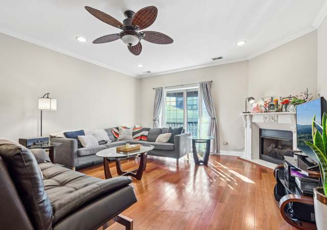 Property at 4725 N Sheridan Ave Unit 4A, Chicago, IL 60640, 2 beds, 2 baths