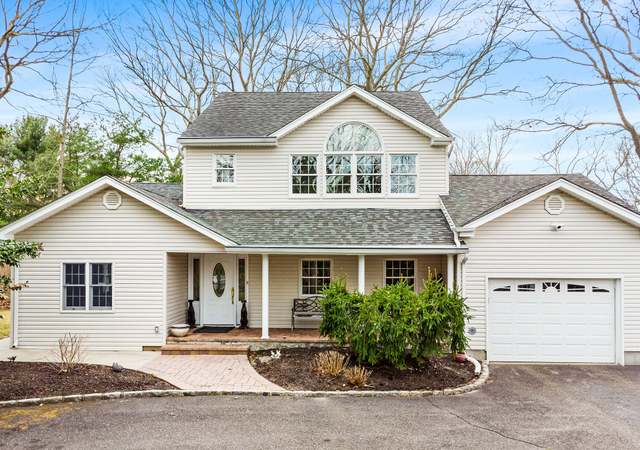 Property at 104 Horseblock Rd, Centereach, NY 11720, 3 beds, 2 baths