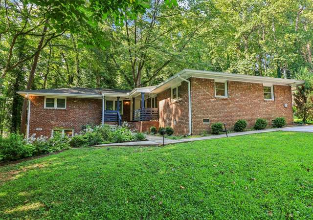 Property at 2897 White Oak Dr, Decatur, GA 30032, 6 beds, 3 baths