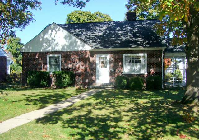 Property at 545 Charles St, Coopersburg, PA 18036, 2 beds, 1.5 baths