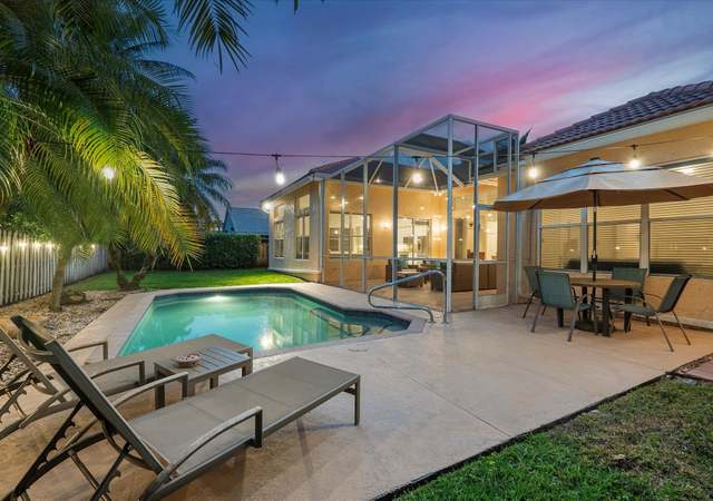 Property at 2642 W Abiaca Cir, Davie, FL 33328, 4 beds, 2 baths