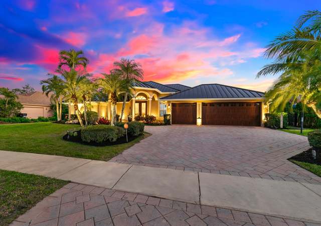 Property at 15730 Cedar Grove Ln, Wellington, FL 33414, 5 beds, 3 baths