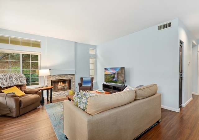 Photo of 12640 Springbrook Dr Unit C, San Diego, CA 92128