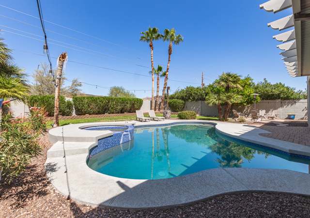 Property at 4404 W Villa Linda Dr, Glendale, AZ 85310, 4 beds, 2.5 baths