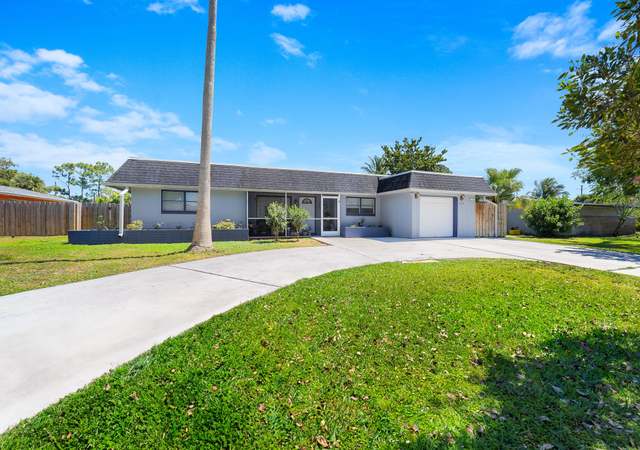 Property at 210 Sandpiper Ave, Royal Palm Beach, FL 33411, 3 beds, 2.5 baths