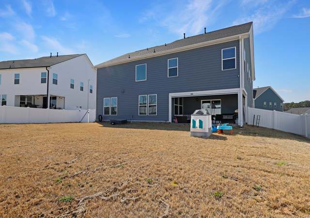 Photo of 624 Red Arrow Dr, Knightdale, NC 27545