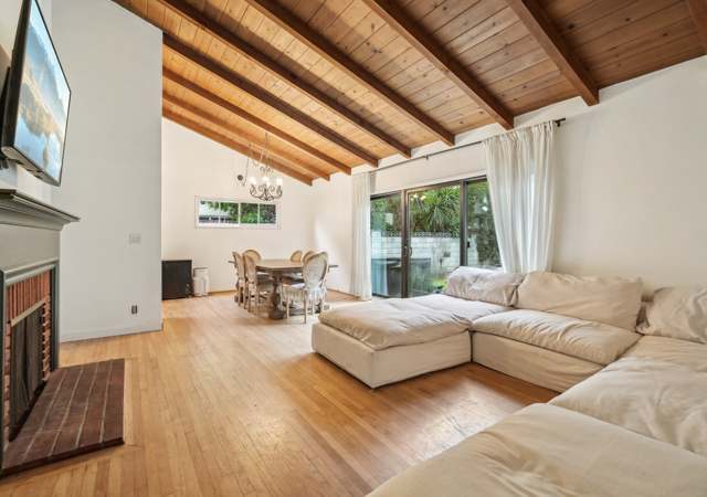 Property at 5701 Agnes Ave, Valley Village, CA 91607, 3 beds, 2 baths
