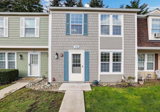 Property at 27023 47th Ave S #102, Kent, WA 98032, 3 beds, 1.5 baths