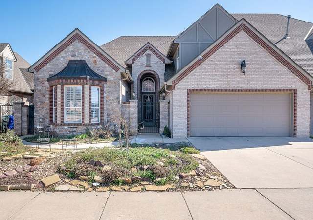 Property at 221 Boulevard du Lac, Norman, OK 73071, 3 beds, 2.5 baths