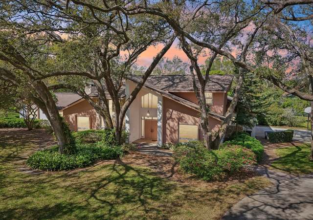 Property at 2112 Laurence Dr, Clearwater, FL 33764, 4 beds, 4.5 baths