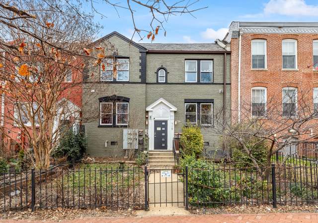 Property at 719 12th St SE #2, Washington, DC 20003, 2 beds, 2.5 baths