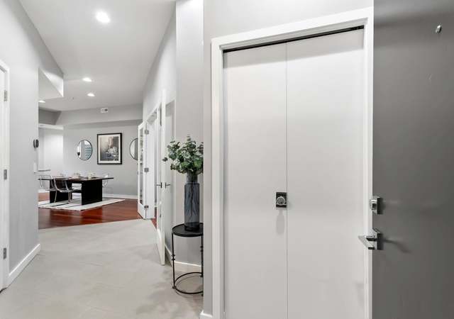 Photo of 511 7th Ave #102, Kirkland, WA 98033