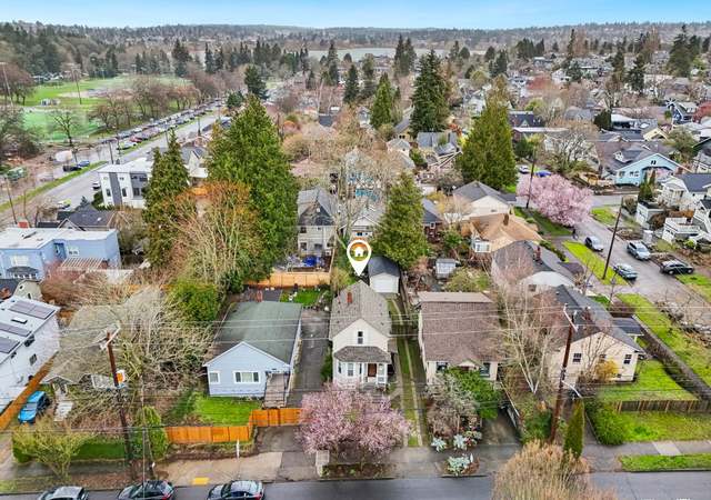 Property at 1420 N 50th St, Seattle, WA 98103, 3 beds, 1.5 baths
