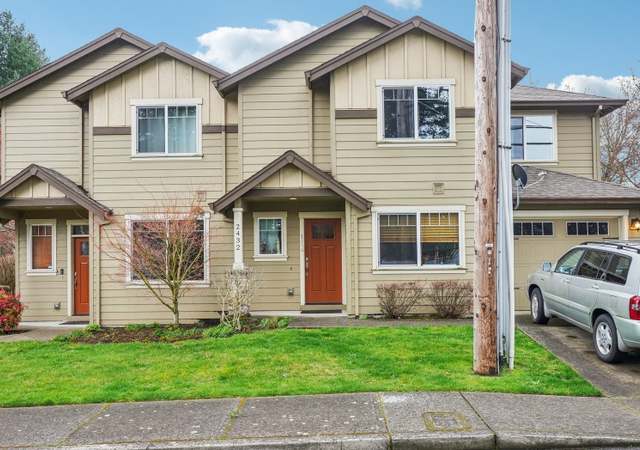 Property at 2432 NE View Pl, Gresham, OR 97030, 6 beds, 7 baths
