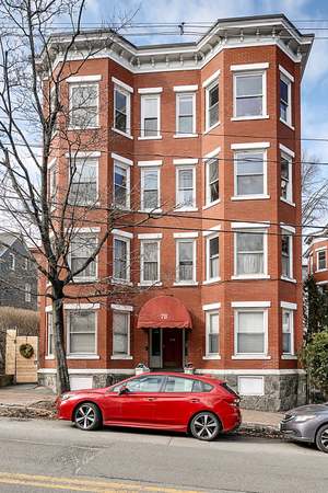 Photo of 78 Mellen St #6, Portland, ME 04101
