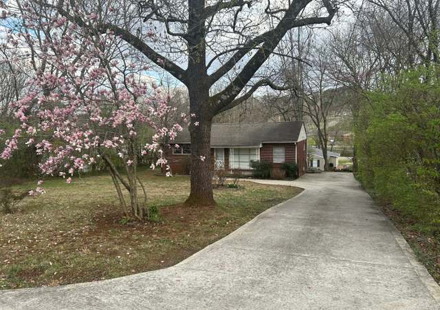 Property at 1402 Belleville Ave, Maryville, TN 37803, 2 beds, 1 bath