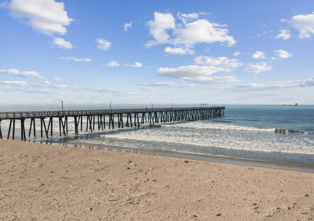 Property at 240 E Surfside Dr, Port Hueneme, CA 93041, 2 beds, 1.5 baths