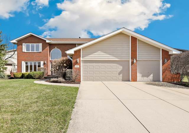 Property at 8130 Stonegate Dr, Tinley Park, IL 60487, 5 beds, 2.5 baths