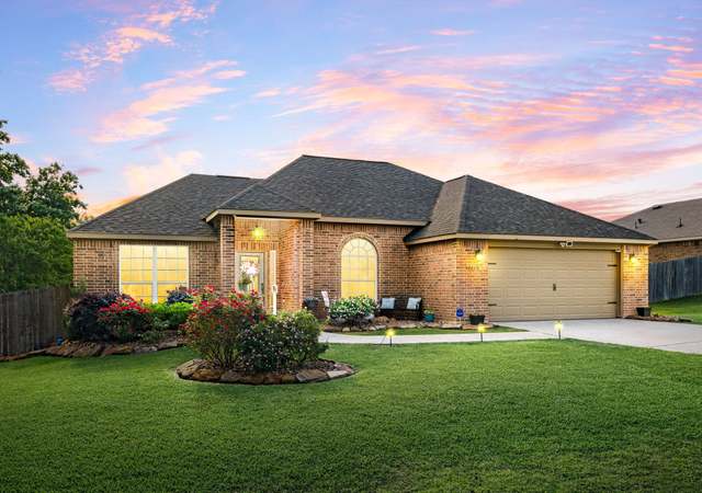 Property at 12630 Ridgecrest Dr, Willis, TX 77318, 3 beds, 2 baths
