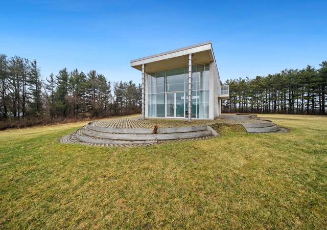 Property at 18303 Lincoln Rd, Harvard, IL 60033, 1 bed, 2 baths