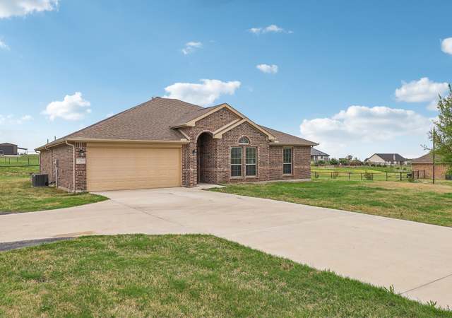 Property at 7203 Veal Station Rd, Weatherford, TX 76085, 3 beds, 2 baths