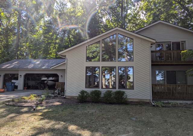 Photo of 10496 Woodlawn Dr, Portage, MI 49002