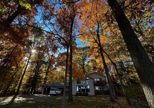 Photo of 10496 Woodlawn Dr, Portage, MI 49002