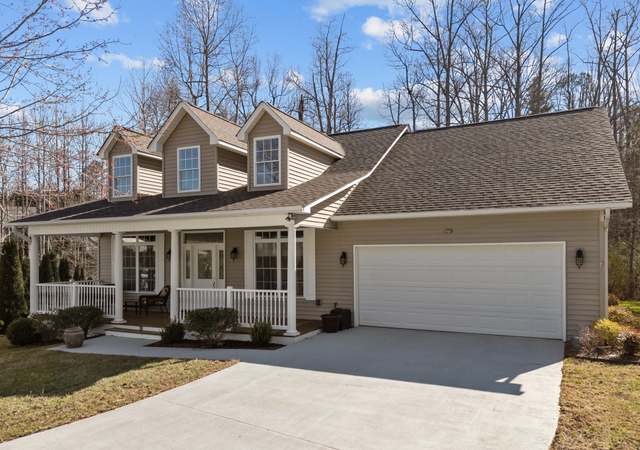 Property at 43 Golden Pond Way, Hendersonville, NC 28791, 3 beds, 2 baths