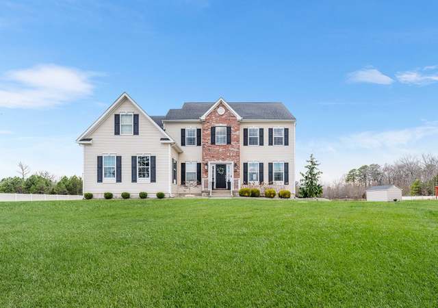 Property at 12 Wintergreen Ct, Jackson, NJ 08527, 4 beds, 2.5 baths