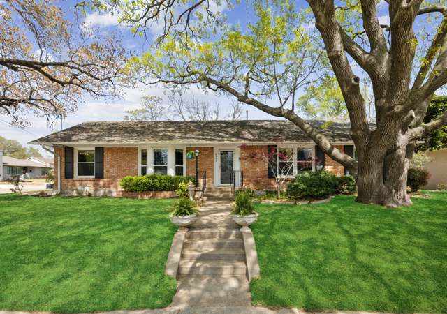 Property at 6642 Ridgemont Dr, Dallas, TX 75214, 3 beds, 2 baths