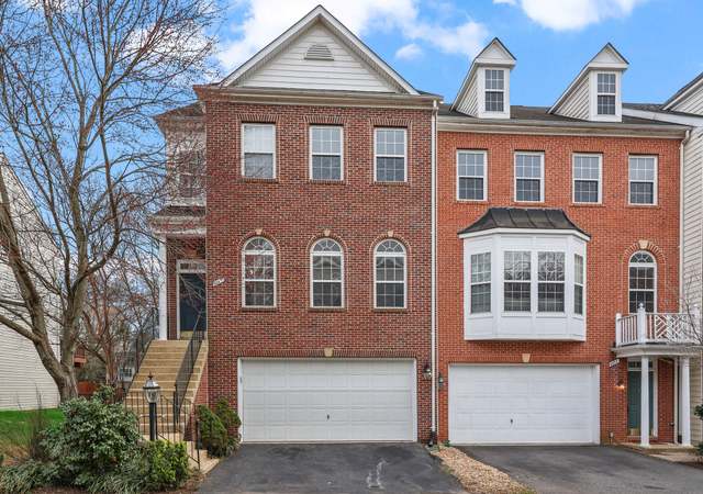 Property at 8849 Modano Pl, Fairfax, VA 22031, 3 beds, 3.5 baths