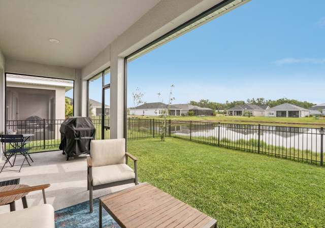 Property at 8706 Arrow Creek Dr, Parrish, FL 34219, 4 beds, 3 baths